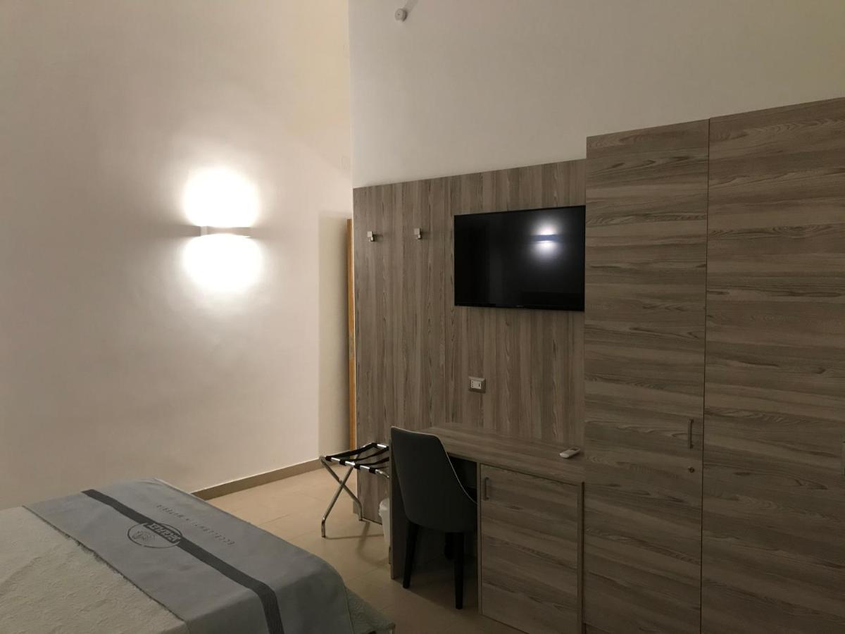 4Stanze Hotel Napoli Eksteriør billede