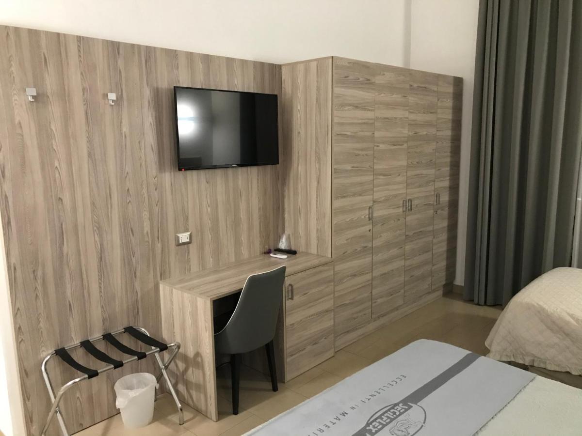 4Stanze Hotel Napoli Eksteriør billede