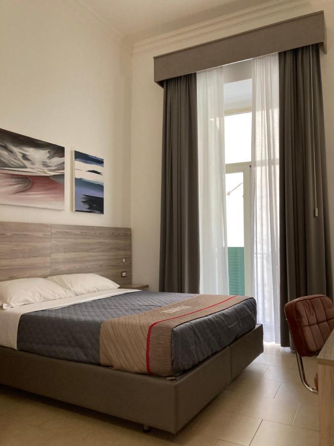 4Stanze Hotel Napoli Eksteriør billede