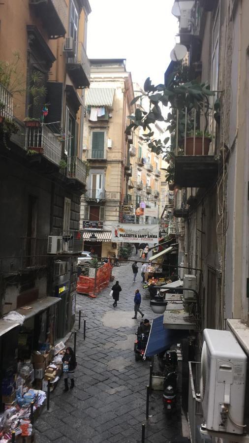 4Stanze Hotel Napoli Eksteriør billede